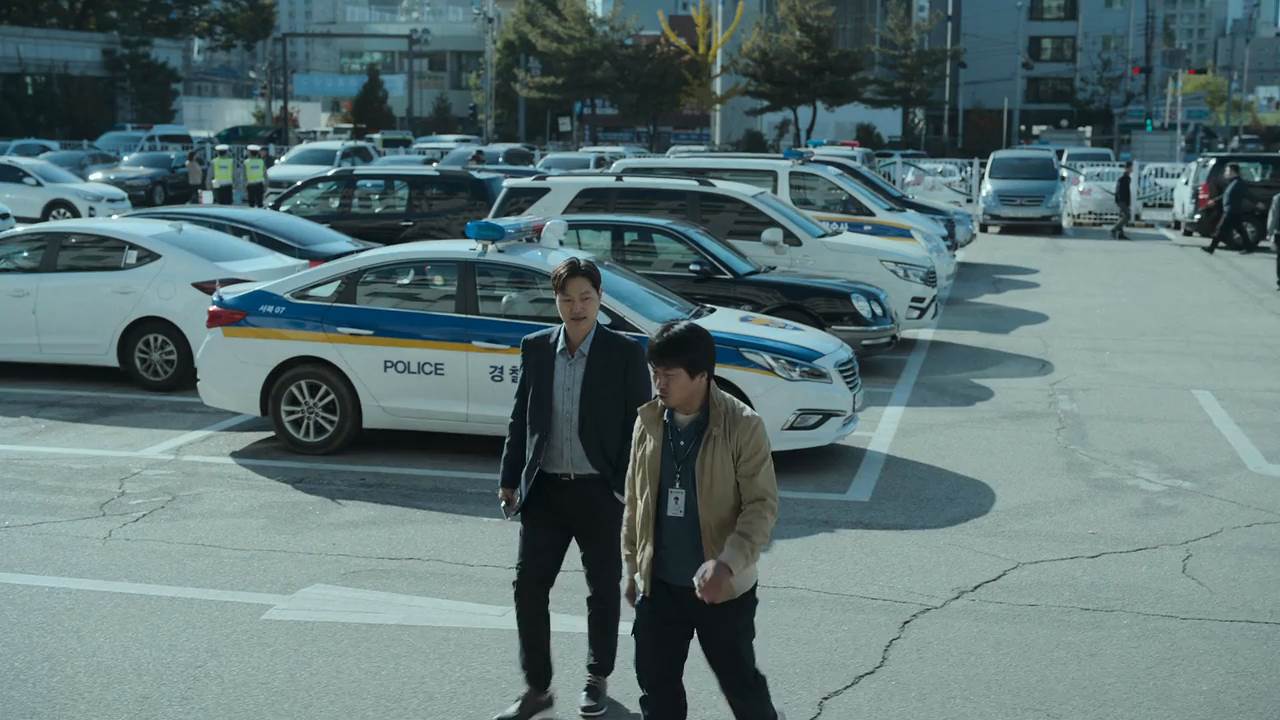 Hellbound (2021) Season 1 [Hindi + English] WebRip 480p, 720p ESub - Complete Screenshot