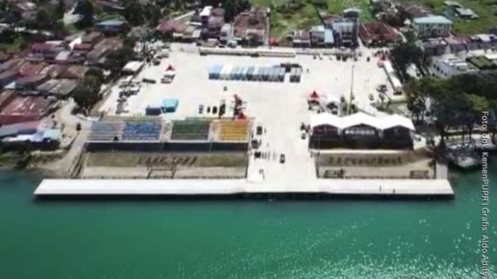 Potret venue acara F1 PowerBoat di Danau Toba di Sumatera Utara yang siap digunakan pada 24-26 Februari 2023.