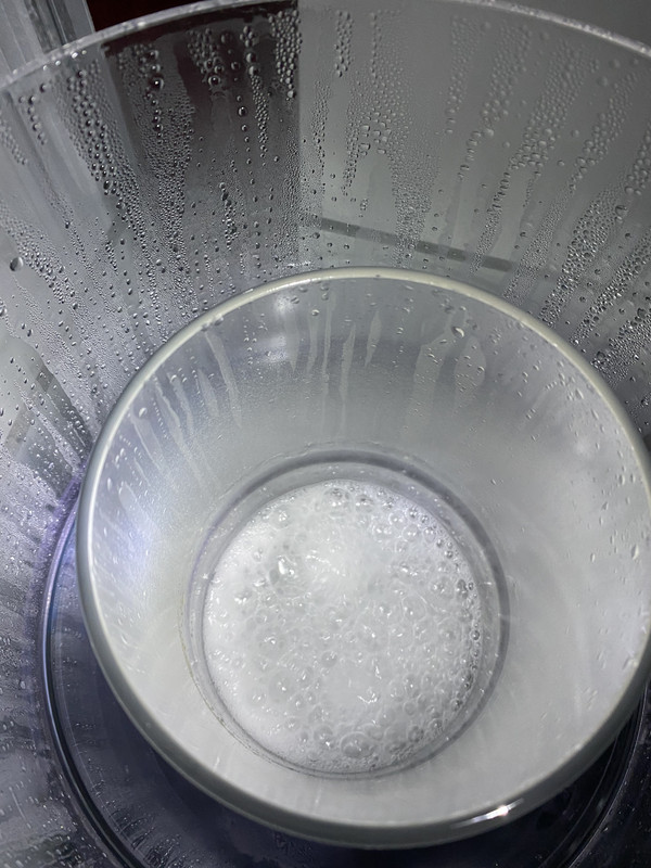 ACBFC1E3-E5FB-4FDF-8947-A05596C68205