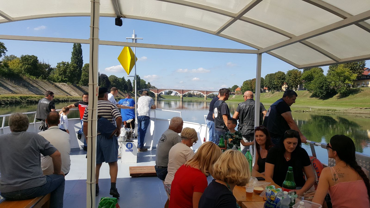 IMG-bbec8b2c3b5e632931aa1f12e25de005-V