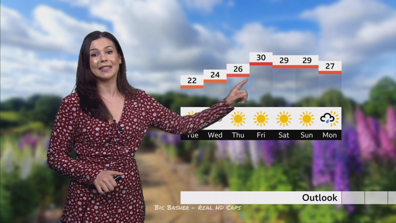 07.07 - 13.35.00 - Look North; Weather. The new film from Rogue One d....ts_snapshot_15.18.078