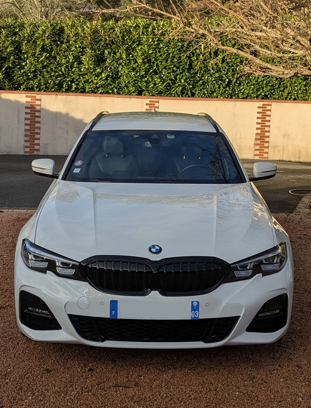 PXL 20251129 145056655