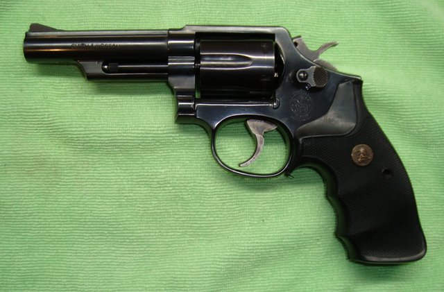 コクサイGR-2000 FBI SPECIAL M13 .357 MAGNUM FBI Model 13 .357 Magnum - YouTube