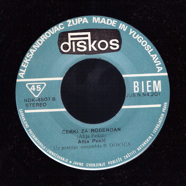 R-3939354-1349892906-1179