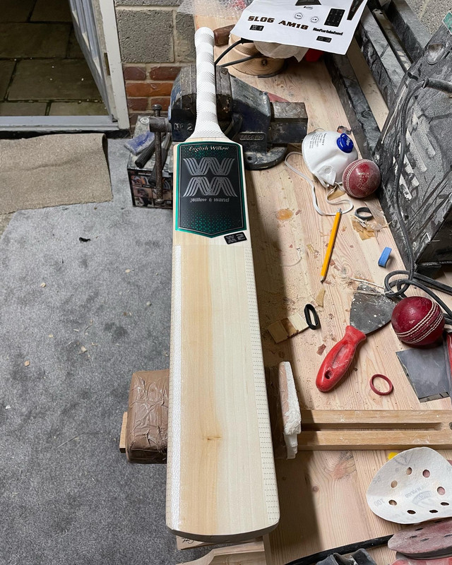 25147E8A-99F0-41CB-A0B3-9B68C0DA1A23