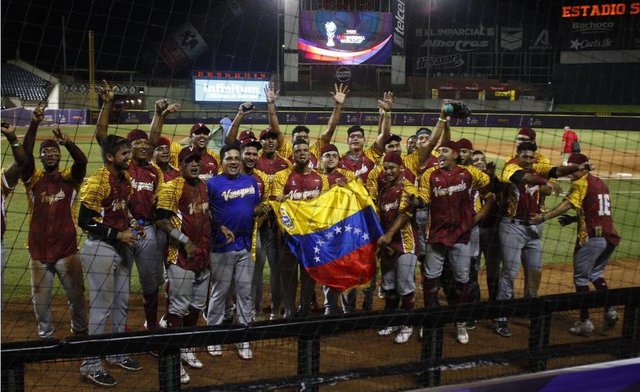 Venezuela venció a México por 4-0