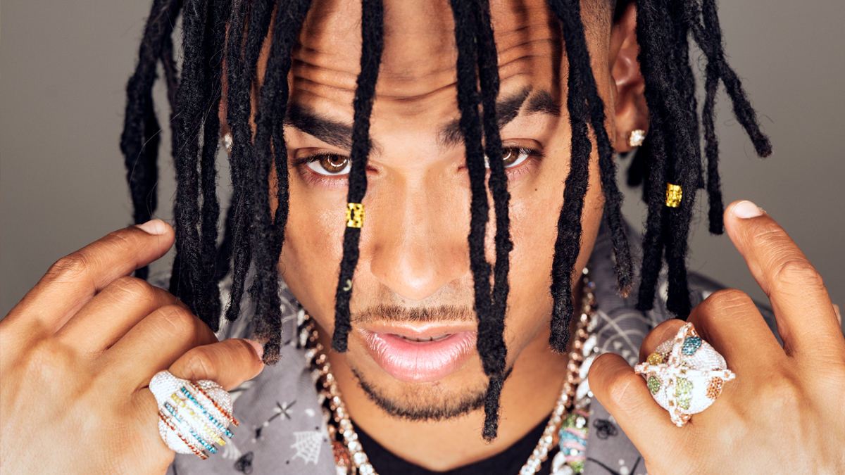 Ozuna vive un vergonzoso momento al intentar manejar su lujoso BMW