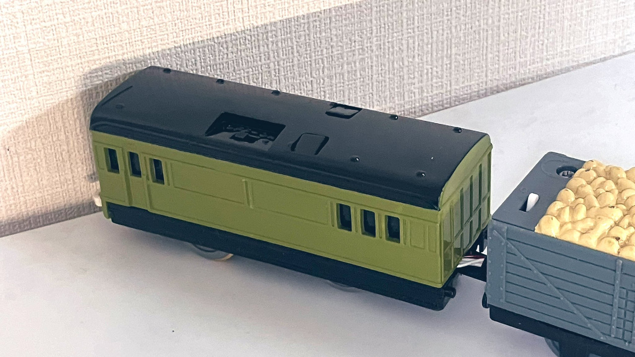 2F27E336-CB25-49E7-A4E6-90C4A1B08E71