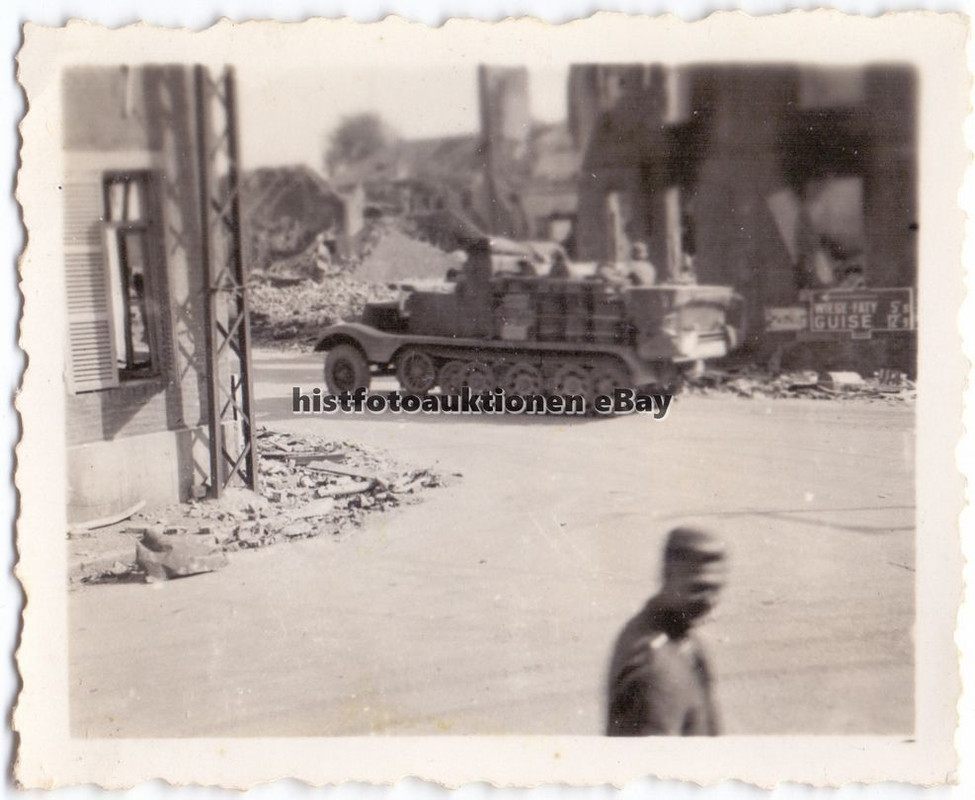 Orig. Foto Sdkfz Halbkette b. Wiège-Faty Guise W
