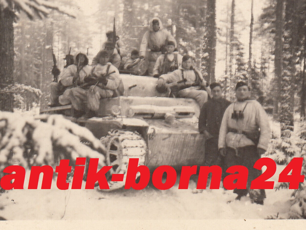 Foto WH Soldat Panzer Tank Pz. Frontkämpfer Wintertarn Spähtrupp Camo Tarn (2)