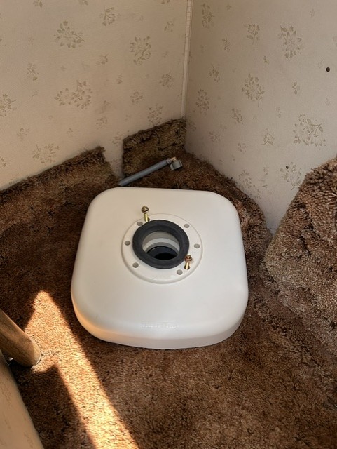 Motorhome toilet 5