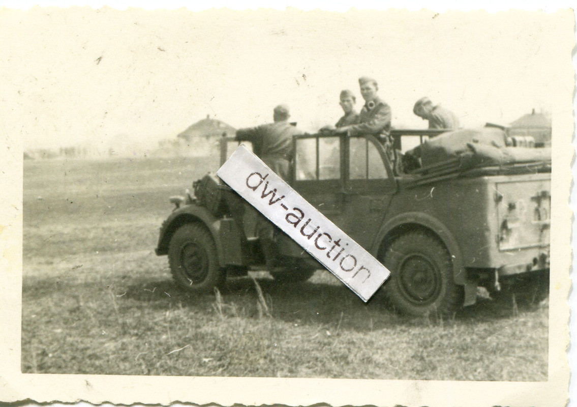 Fahrzeug mit Wappen , Störungstrupp