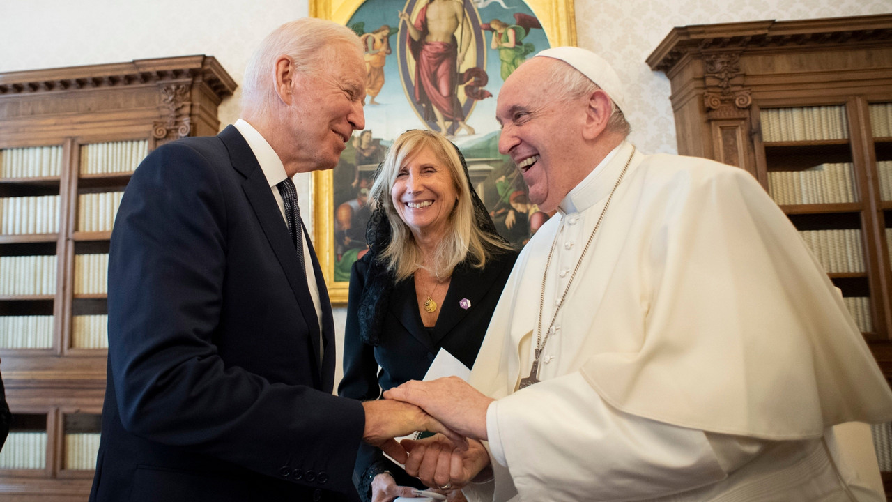 Joe Biden y el Papa Francisco tuvieron una de la reuniones más duraderas
