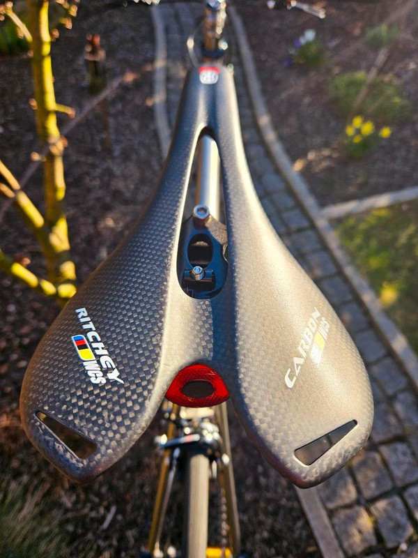 8033ae53-428b-4950-90d6-d6deb13daffd