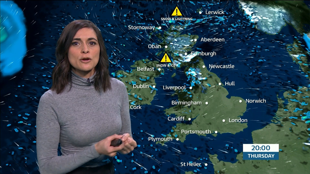 ITV Lunchtime News_20220224_13301355.ts_snapshot_22.46.148