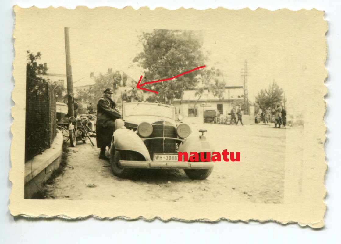 Foto Auto car Mercedes 540K mit russischem Beute