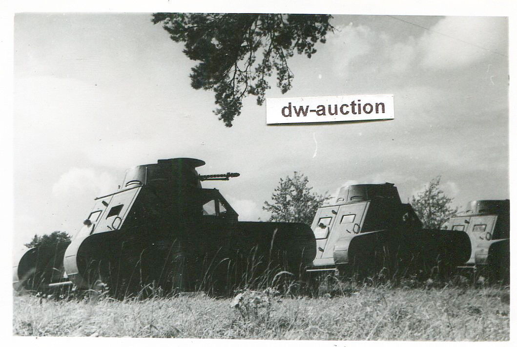 Panzer Attrappe vom Inf. Rgt. 35 bei Tübingen