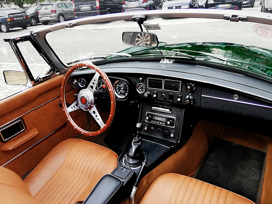 MGB_LX2310-1