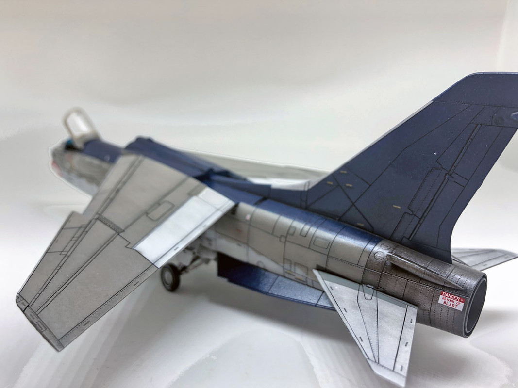 F-8E-CRUSADER(SHIN BORIS)-FINAL04