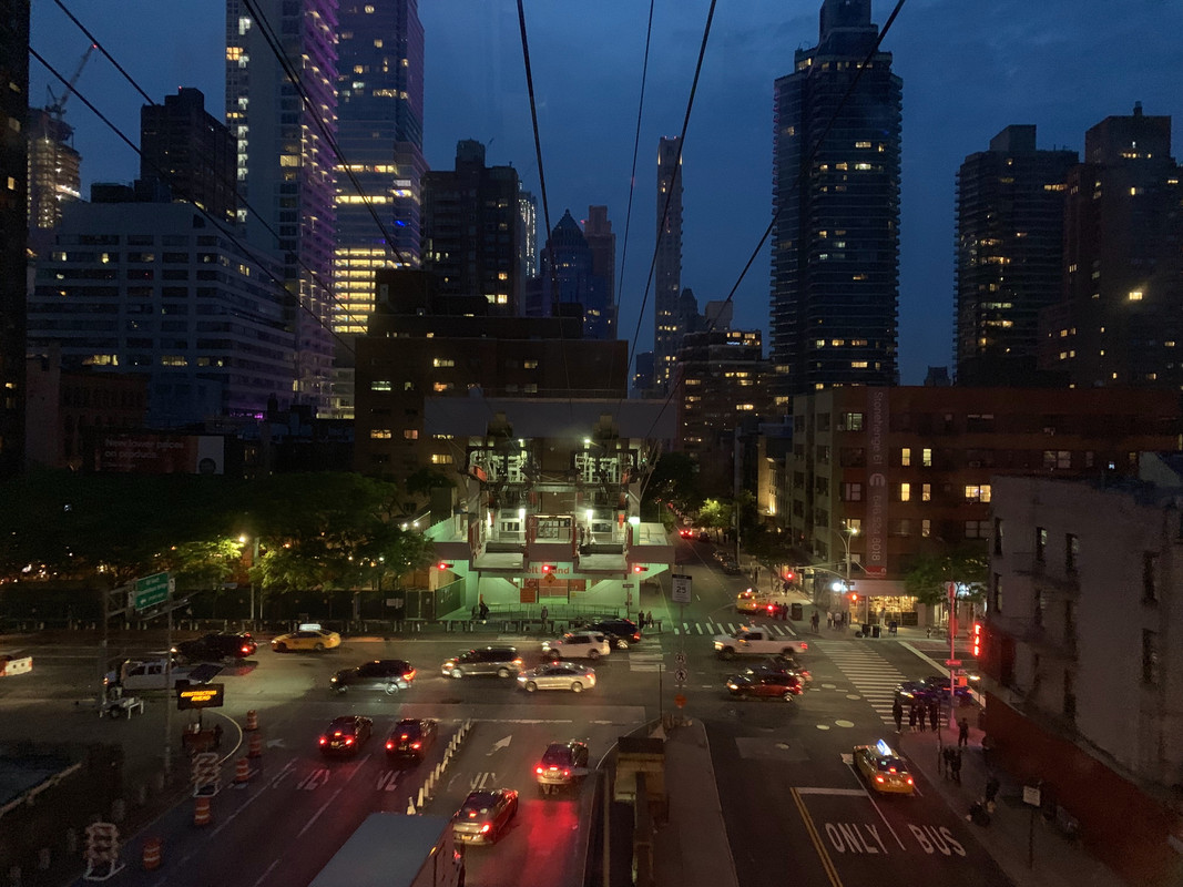 B328F7A7-0719-4A4B-BCE5-19BBA5AF29EB