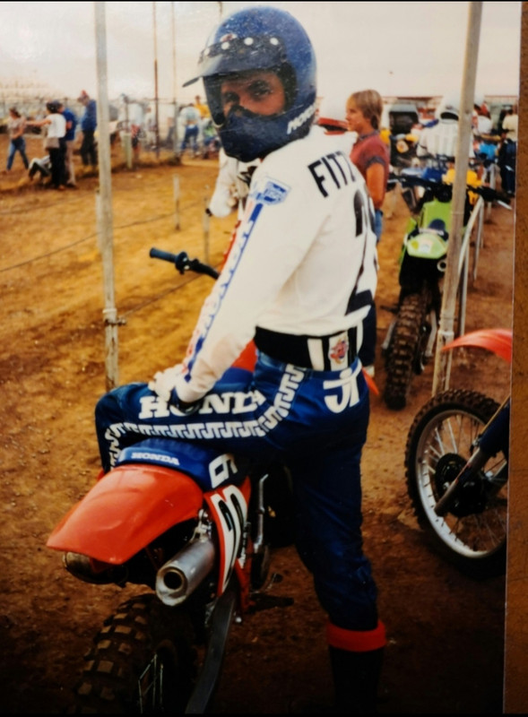 Screenshot_20230428_082653_Photos