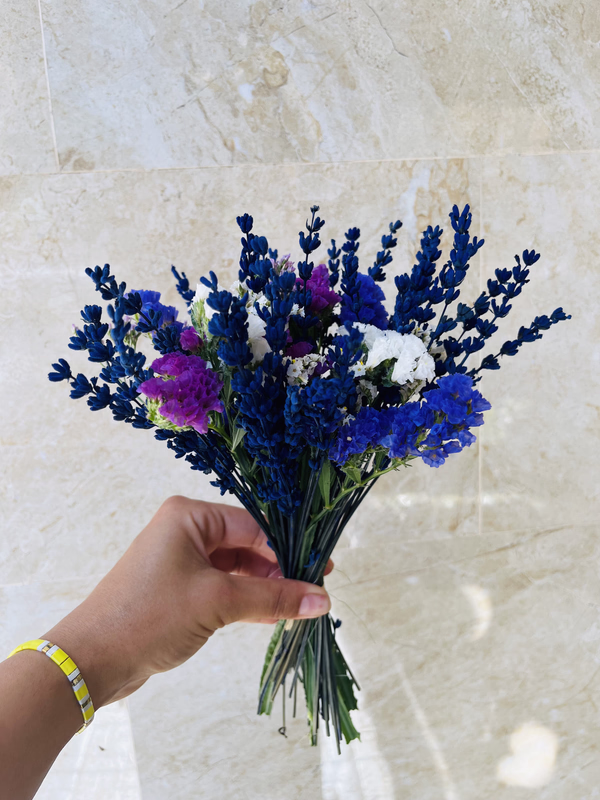 Ramillete Con Lavanda Y Siempre Vivas 