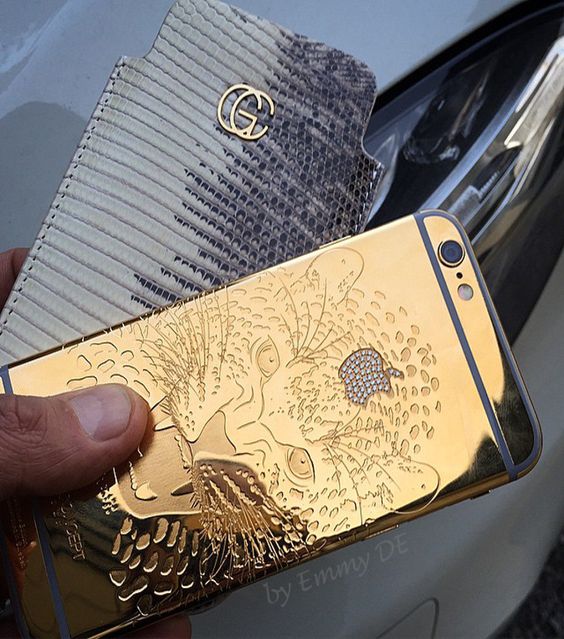 gold-engraved-iphone.jpg