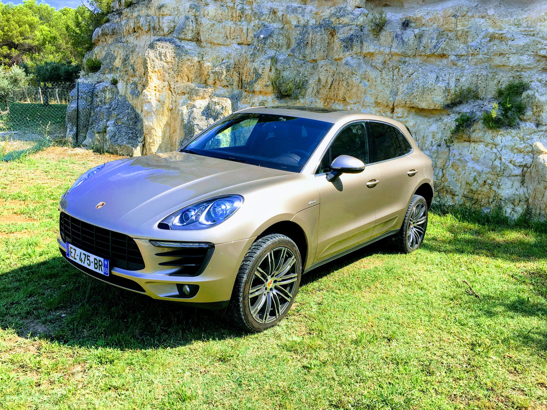 DC7B9738-9C60-4C8E-A273-66609AF09C3C