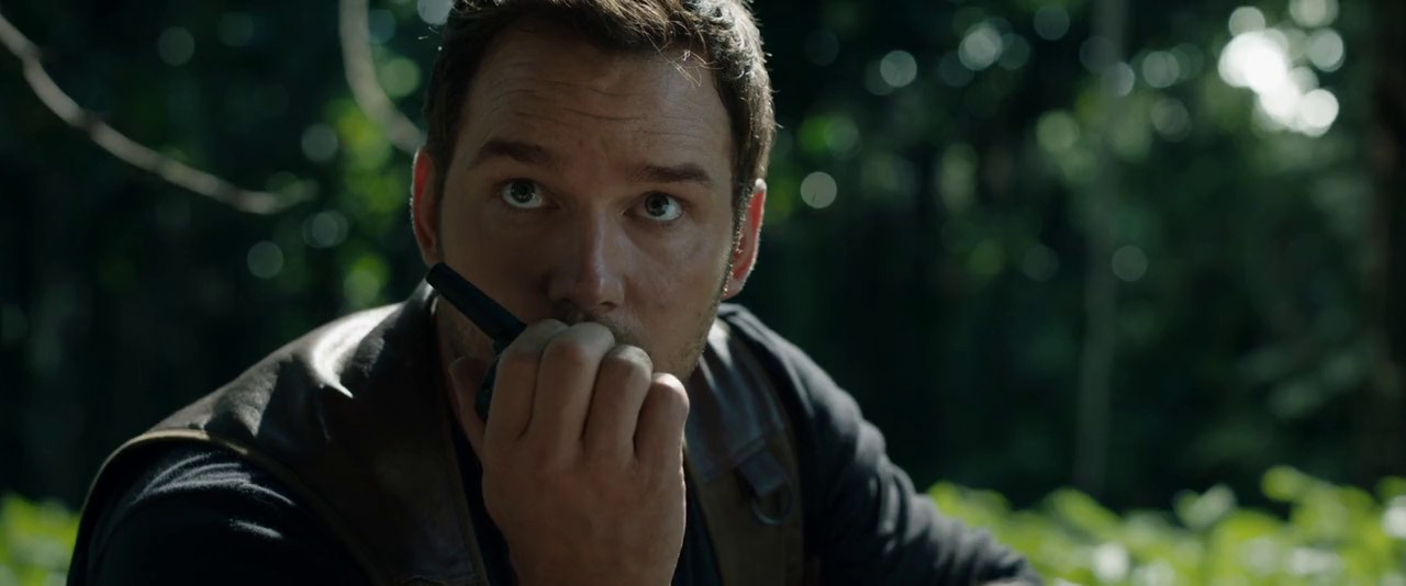 Jurassic-World-Fallen-Kingdom-2018-Hindi-English-Blu-Ray-720p-x264-AVC-AAC-6ch-ESub-mkv-0001