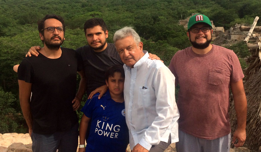 AMLO responde a la residencia de su hijo en Houston