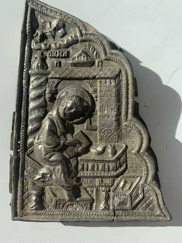 E1E8BD8D FCDD 492E B5B6 F542D4C471C4