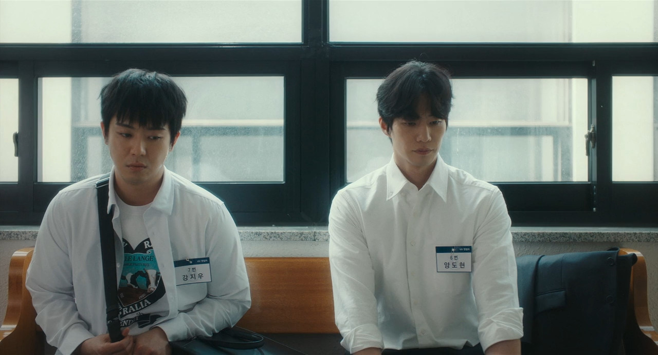 Crypto Man 2025 WebRip [Hindi + Tamil + Telugu + Korean] 480p 720p ESub Screenshot