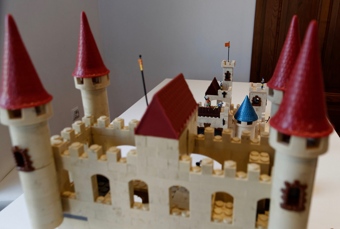 Exin Castillos - Asalto a la Fortalez y Casa dis