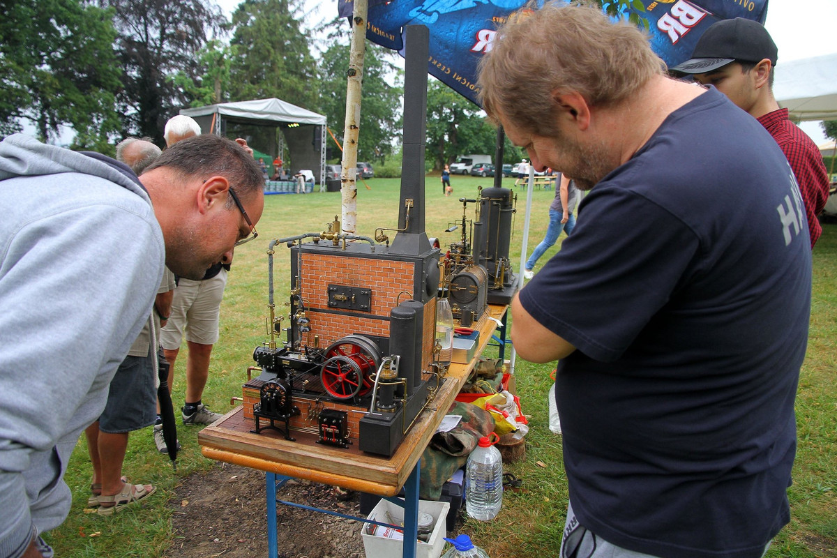 691DDD9F-2DCC-4466-AA27-828BC30C114F