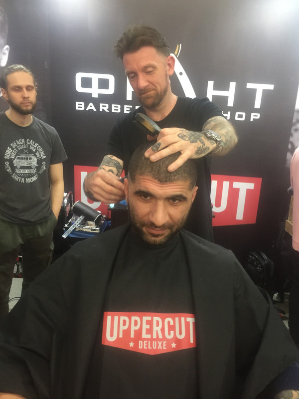 9EFF4CAB-D787-4081-9636-CA1BC317F89D