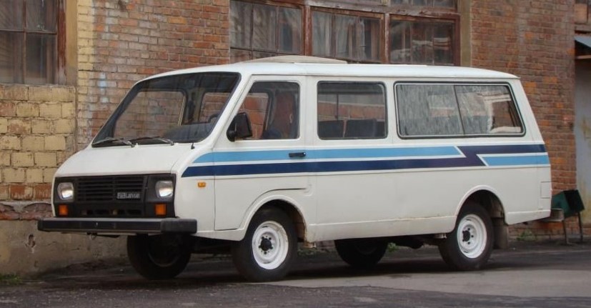 РАФ-22038 Латвия (1987-97)