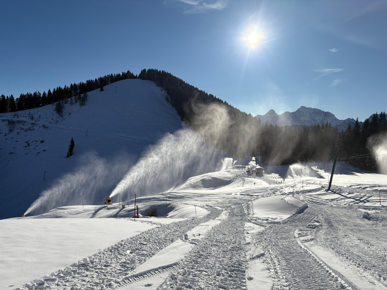 2ee1269b cc2a 4aeb 8f53 b9b8fc63b6d0