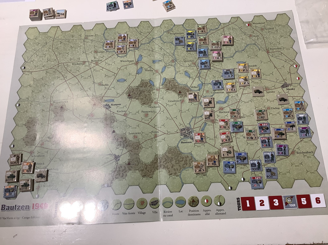 EEAC725D-7162-4CB3-BF0F-620552ABE858