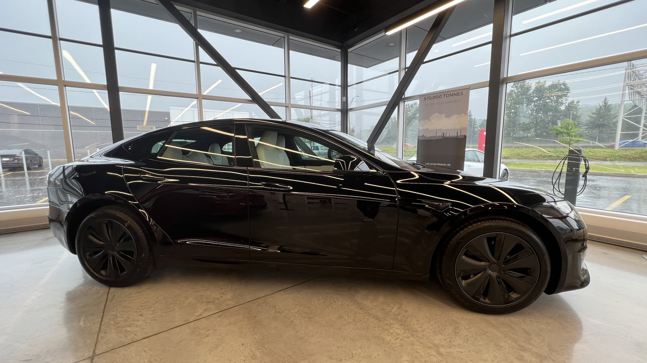 74DF776D-9DE9-4DB3-A6F0-A1F662CCC527