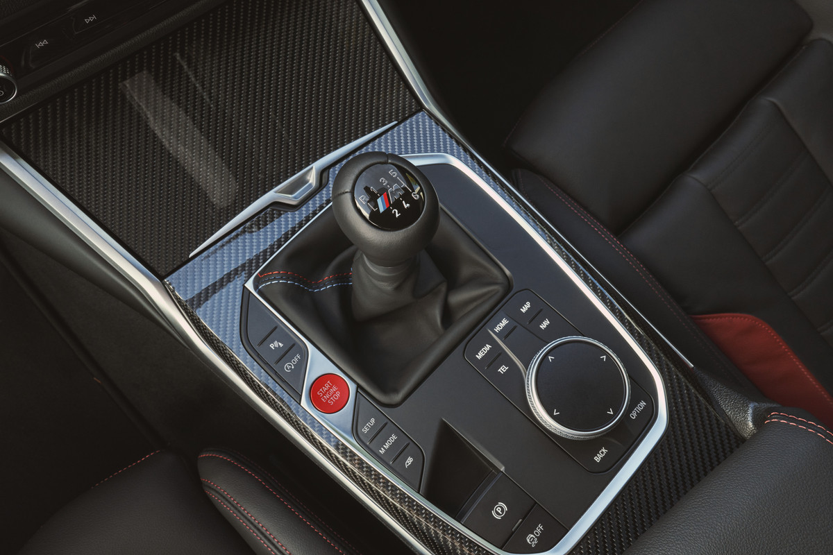 P90553314_highRes_the-new-bmw-m2-06-20