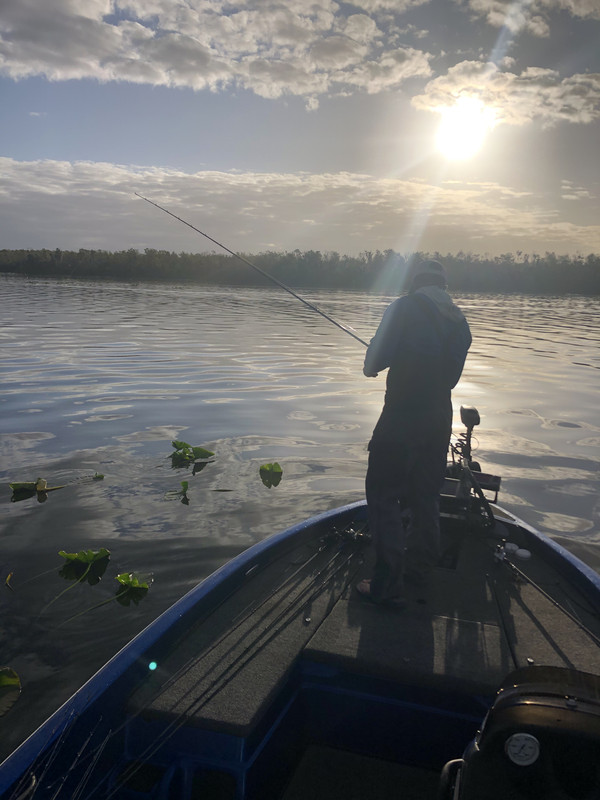 E6E21968-72FE-4FA1-8196-C9096B4A50F5