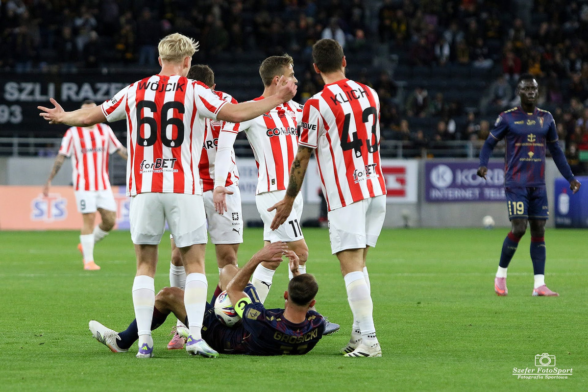 09-Pogon-Cracovia-2025-10-25