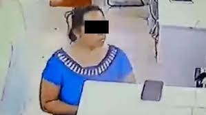 Mujer roba el celular del doctor en plena consulta, pero su hazaña salió mal