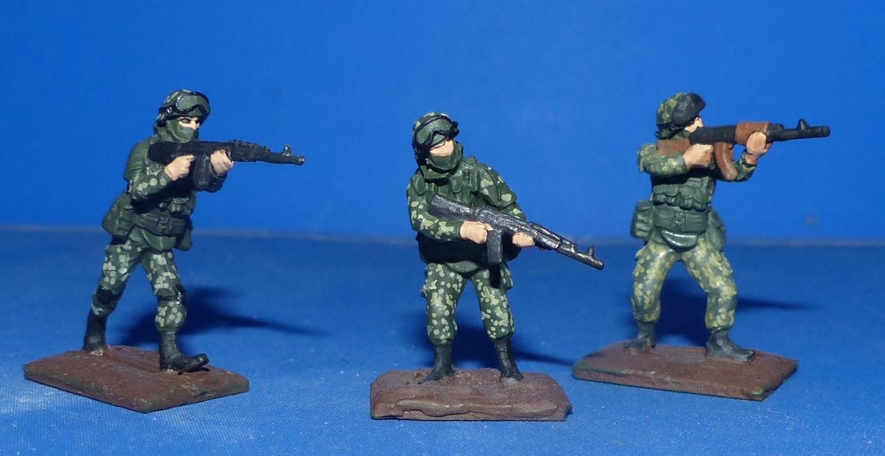 soldat russe moderne 1/72 P1240023