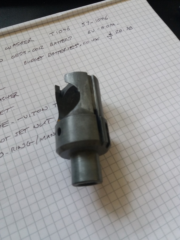jet-holder-1