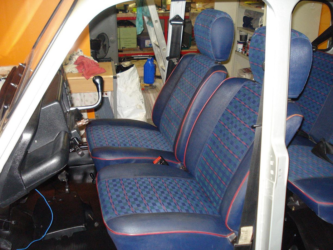 835 Sièges remontés