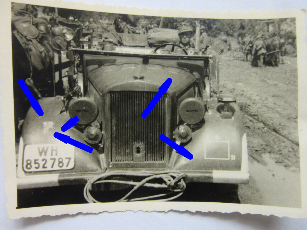 Foto WH PKW SDKFZ 4 Gb.Div Gebirgsjäger Kennzeichen Emblem Wappen Russland