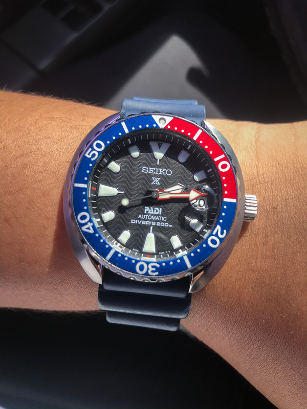 5D23A196-33AE-4883-96D9-4140D8D0954E