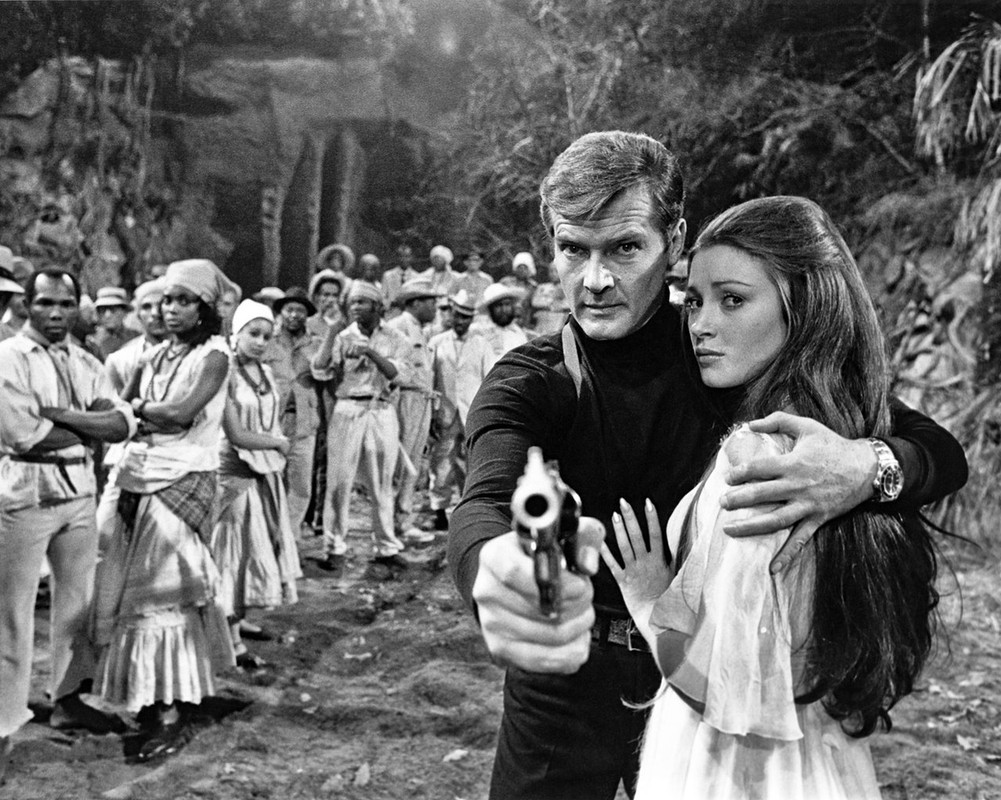roger_moore_79
