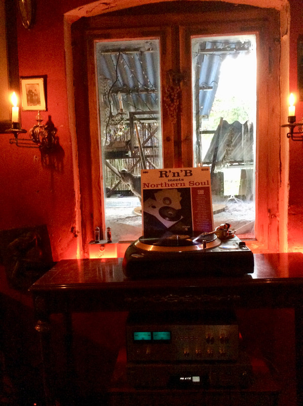 6ABBE352-C127-494A-9529-978404B80BFB